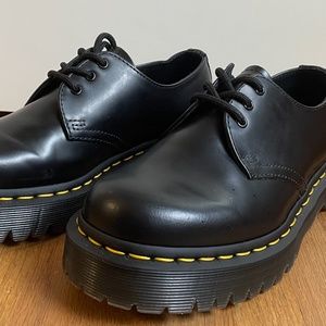 1461 BEX DR. MARTENS - LIKE NEW
